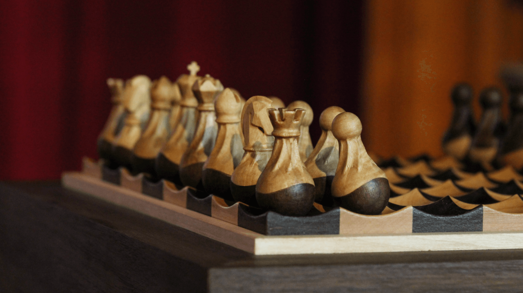 Wobble Chess Set